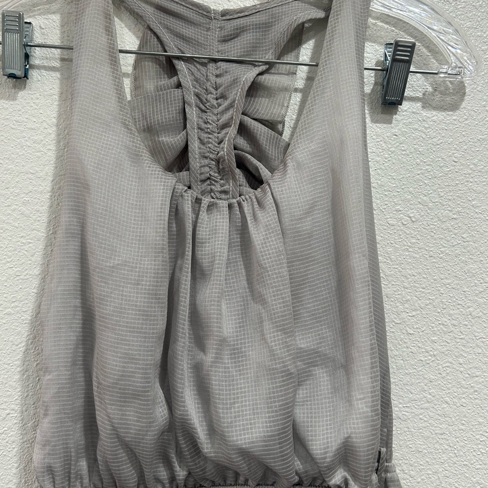 Love Notes Grey Racerback Ruffle Mini Dress SZ Small - Picture 4 of 10